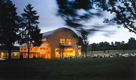 Ozzie's Glass Studio In The Berkshires, Gift Shops In The Berkshires, Glass Blowing Berkshires