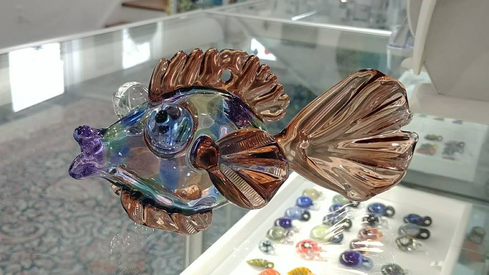 Ozzie's Glass Studio In The Berkshires, Gift Shops In The Berkshires, Glass Blowing Berkshires